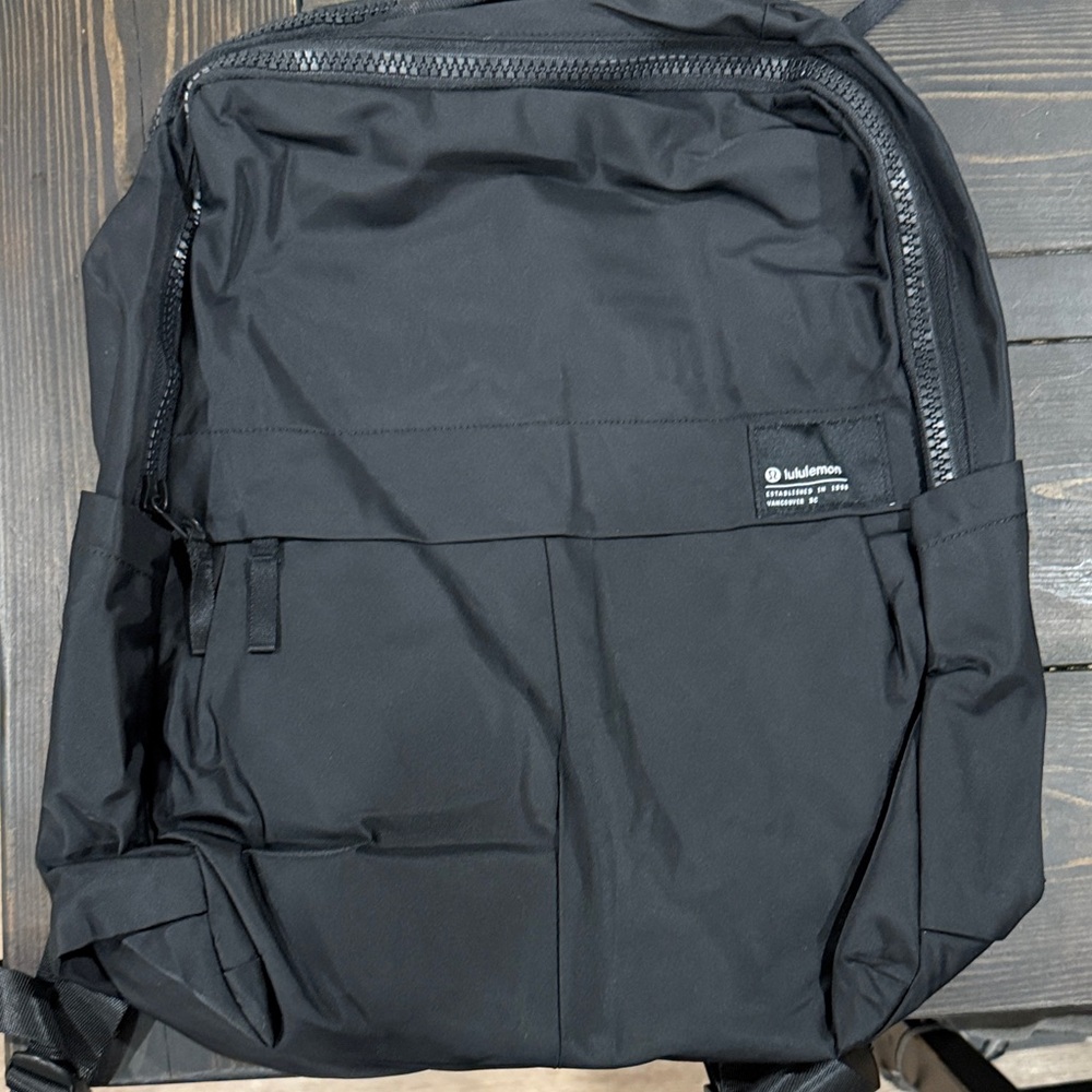 lululemon athletica Black  Everyday Backpack 21L